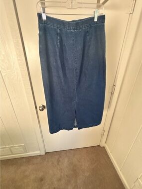 Casual Corner Indigo Denim Pencil Midi Skirt